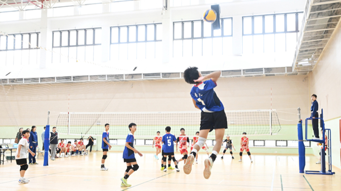 弗里克的历史巅峰：95年来最年轻的巴萨首发阵容震撼西甲