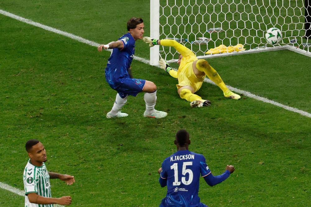 状态回来了！麦凯恩贡献赛季新高20分，连续3场得分上双