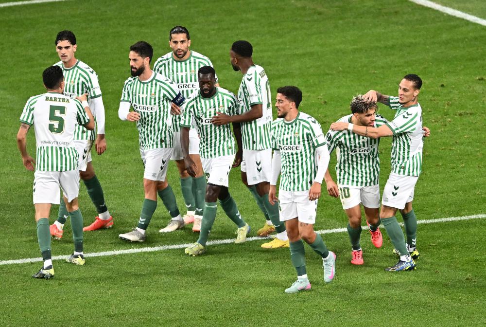 阿根廷联赛冠军队国脚外援已跟国安完成新合同签约！鲁能曾多次求购他遭拒，曾是国家队主力